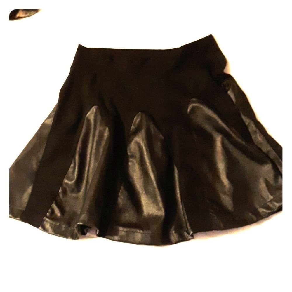One Clothing Pleather Skater Flip Circle Skirt‎ Sm